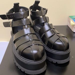 KOI PLATFORM SANDAL